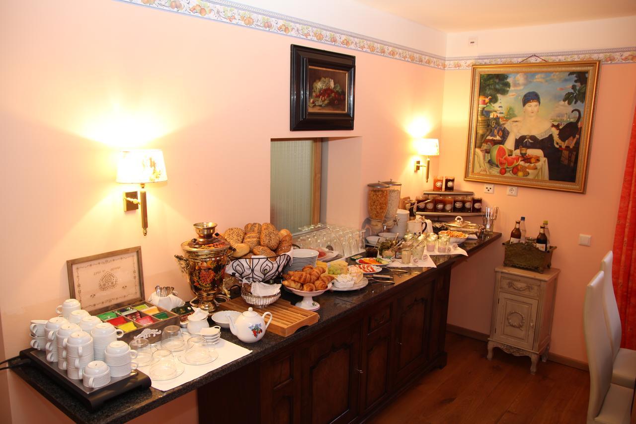 Belle Vue - Das Hotel... โฟลคาค ภายนอก รูปภาพ
