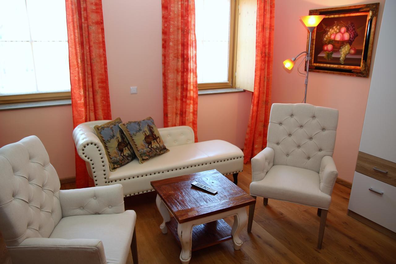 Belle Vue - Das Hotel... โฟลคาค ภายนอก รูปภาพ